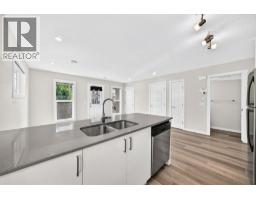 Bedroom - 428 Cranbrook Square Se, Calgary, AB T3M3K9 Photo 8