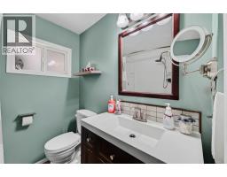 852 Riondel Road, Riondel, BC V0B1X0 Photo 25