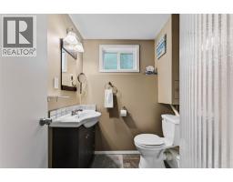 852 Riondel Road, Riondel, BC V0B1X0 Photo 43