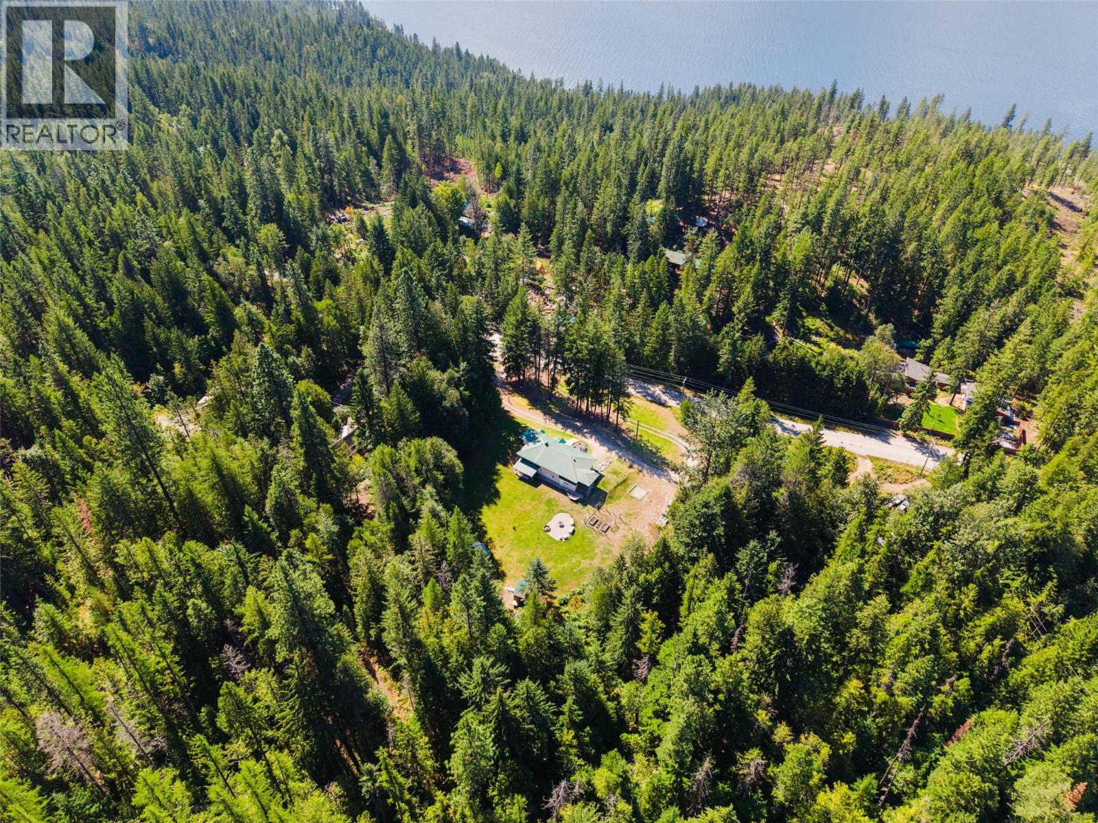852 RIONDEL Road, Riondel