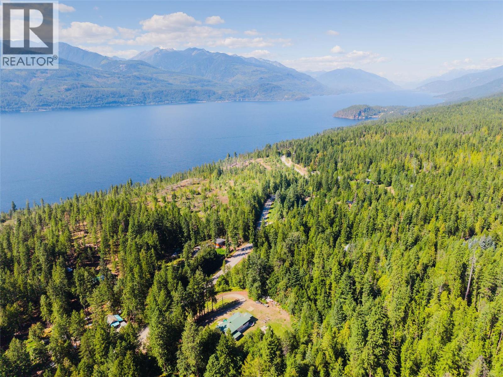 852 RIONDEL Road, Riondel