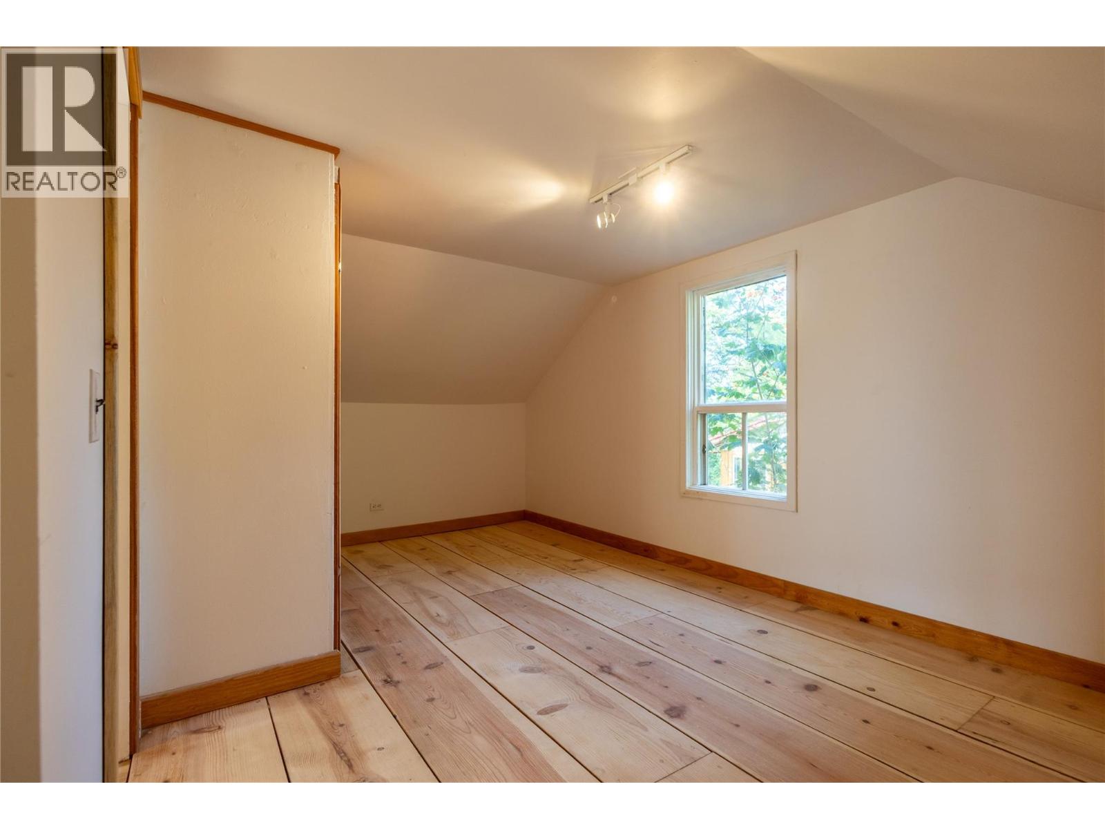 601 Richards Street, Nelson