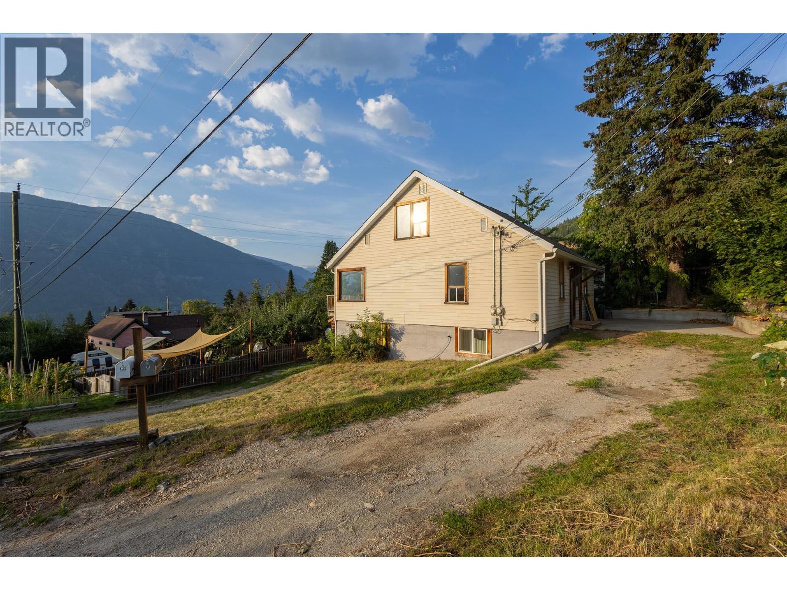 601 Richards Street, Nelson