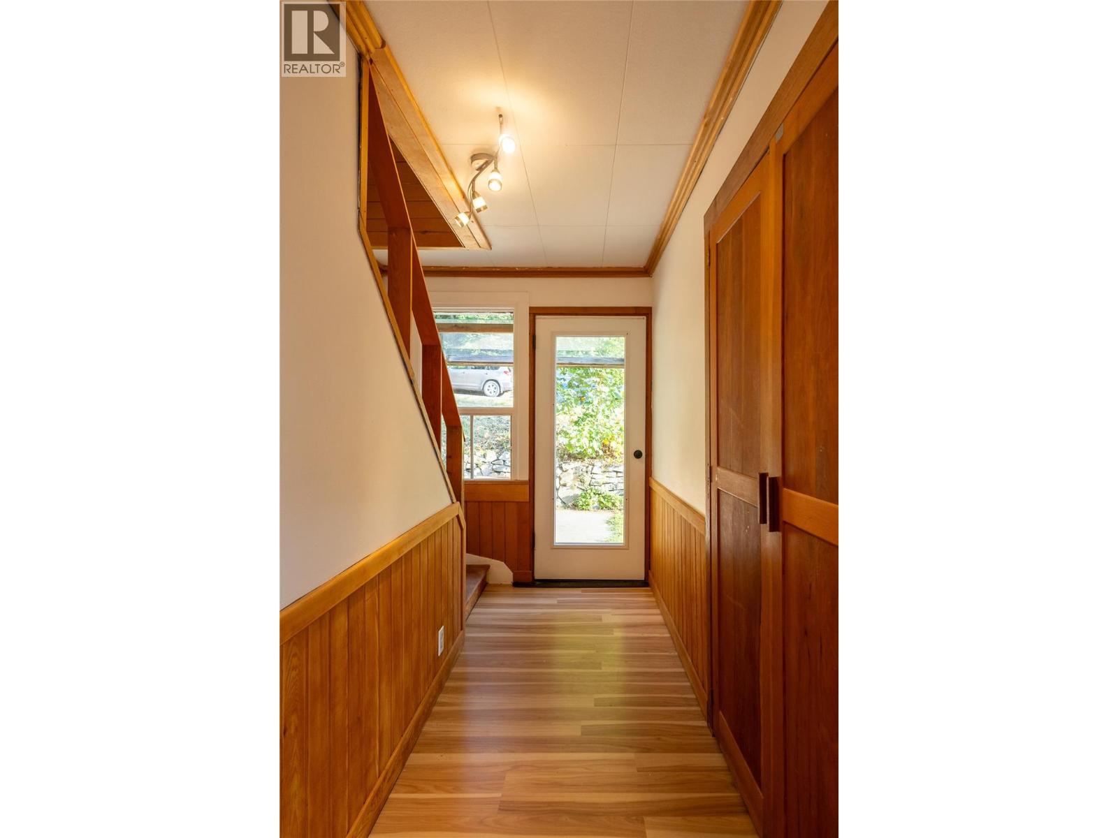 601 Richards Street, Nelson