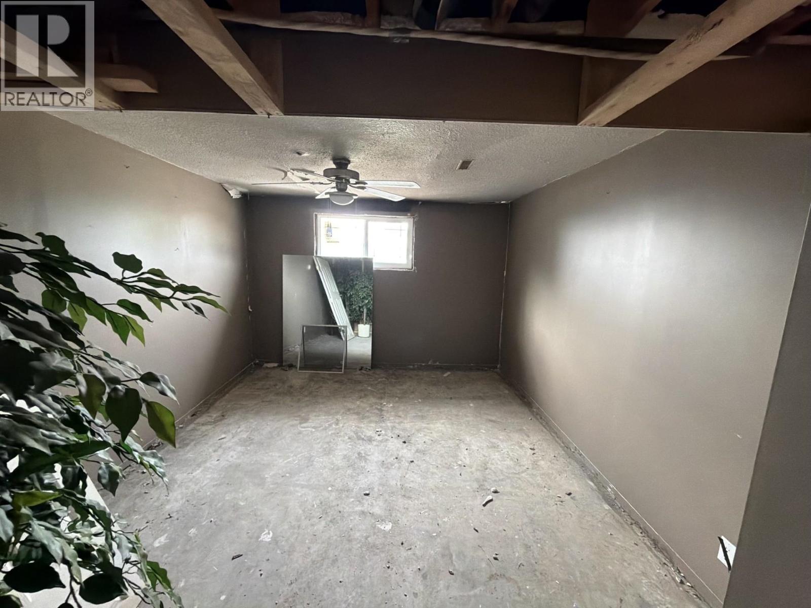 9019 88 STREET - 26