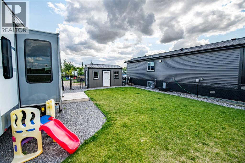Listing photo – 75, 41019 Range Road 11, Rural Lacombe County