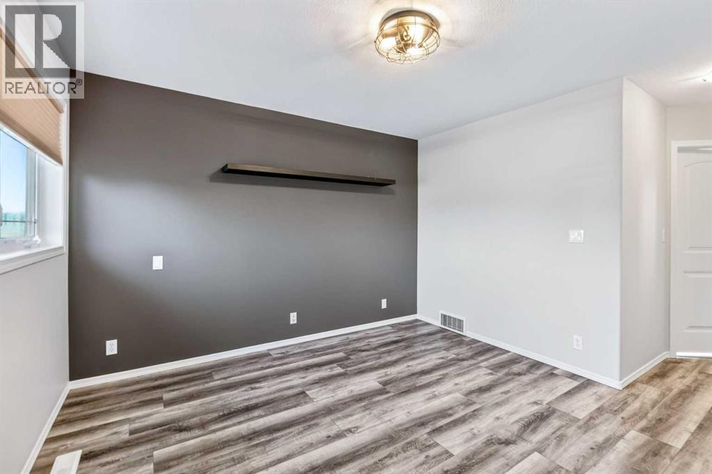 Listing photo – 151 Kirton Close, Red Deer