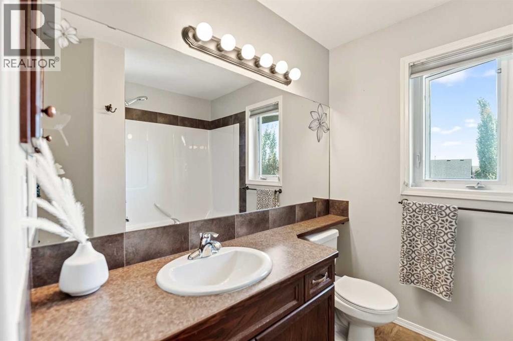 Listing photo – 151 Kirton Close, Red Deer