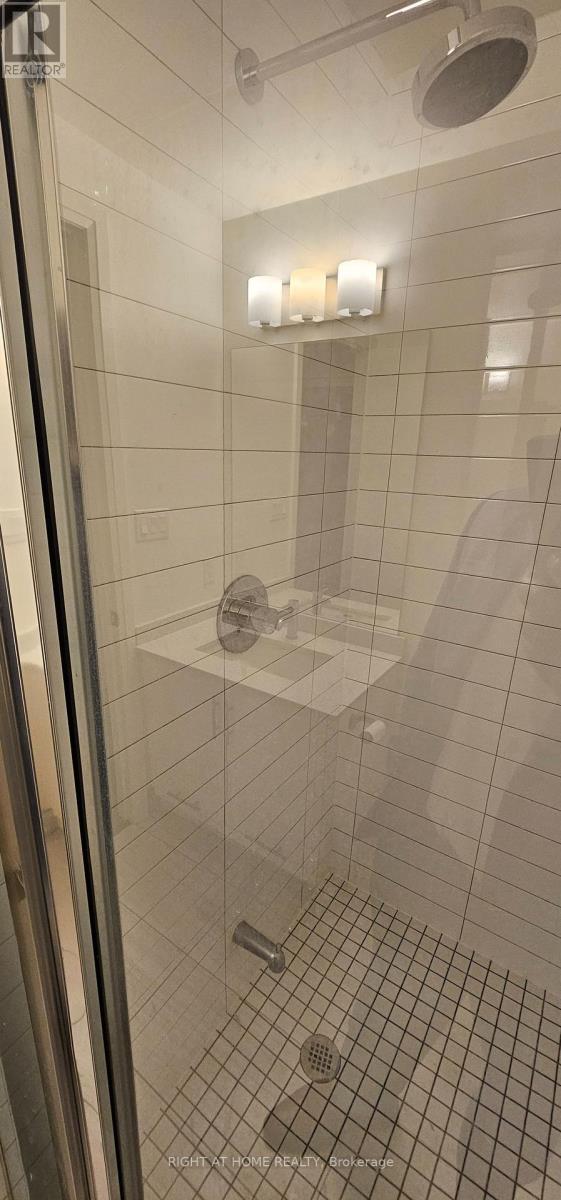 #632 460 ADELAIDE STREET E - 14