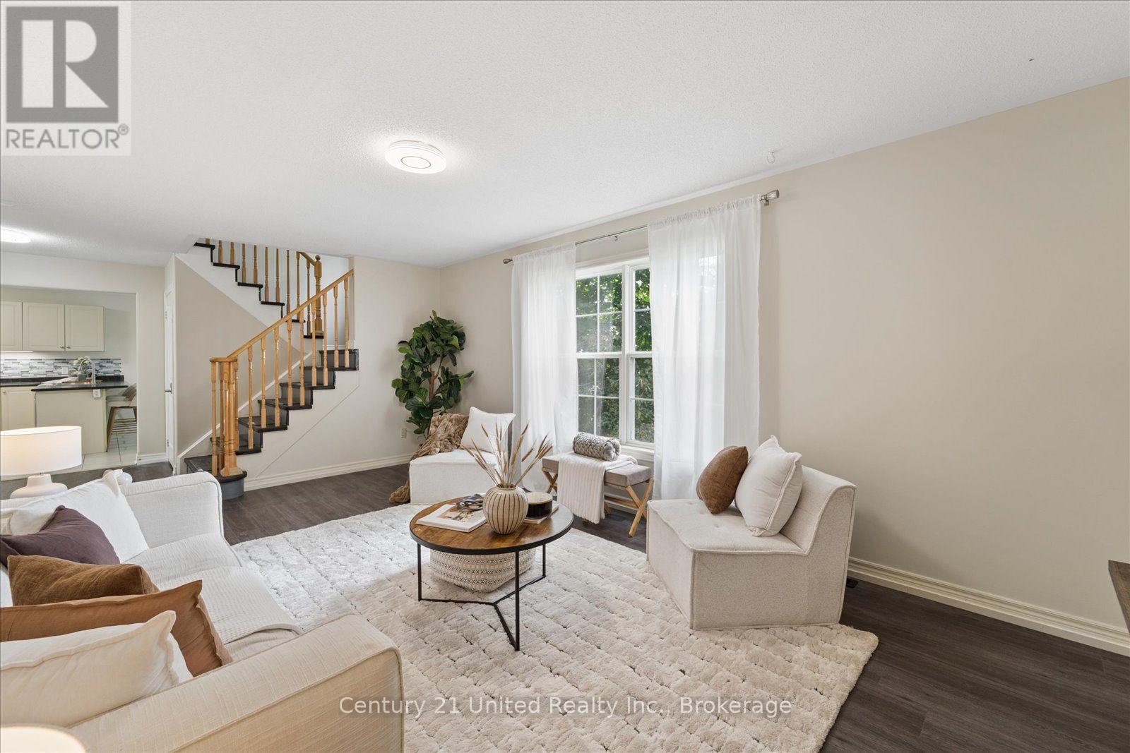 262 BOWEN DRIVE - 10