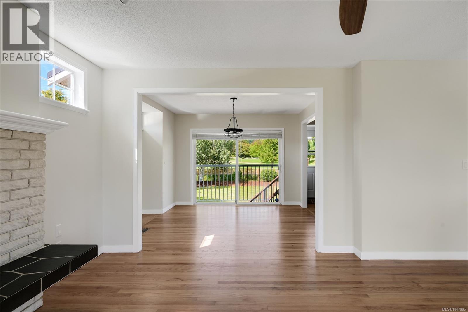 5348 Parker Ave, Saanich