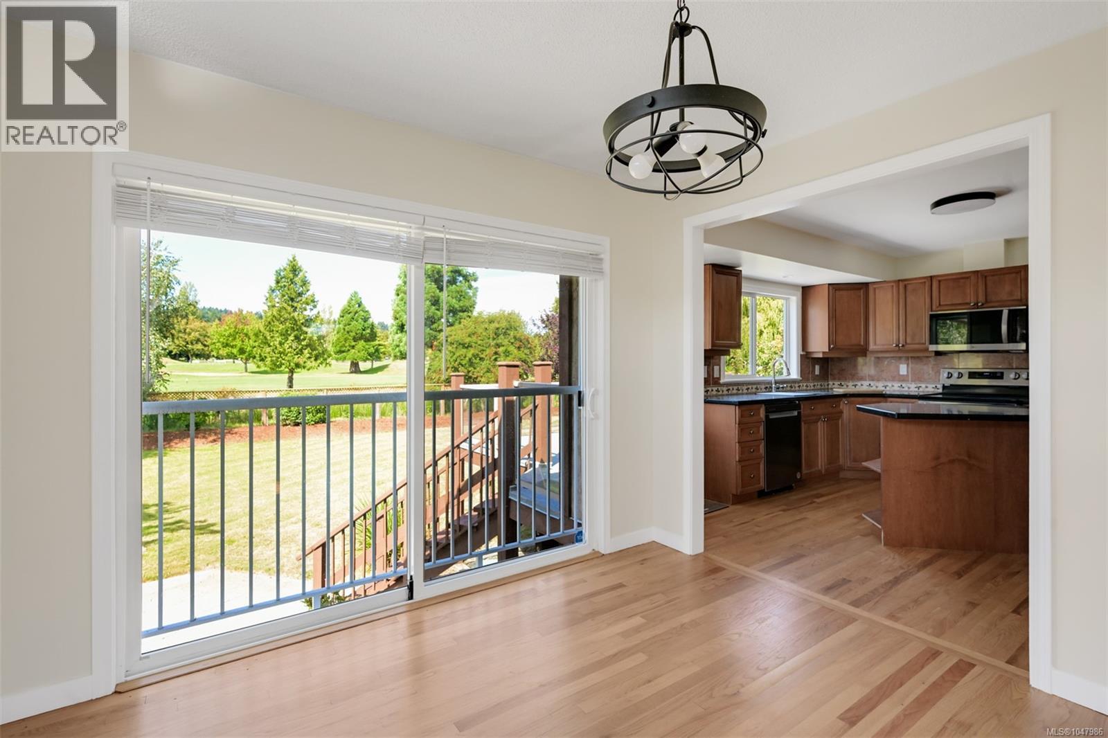 5348 Parker Ave, Saanich