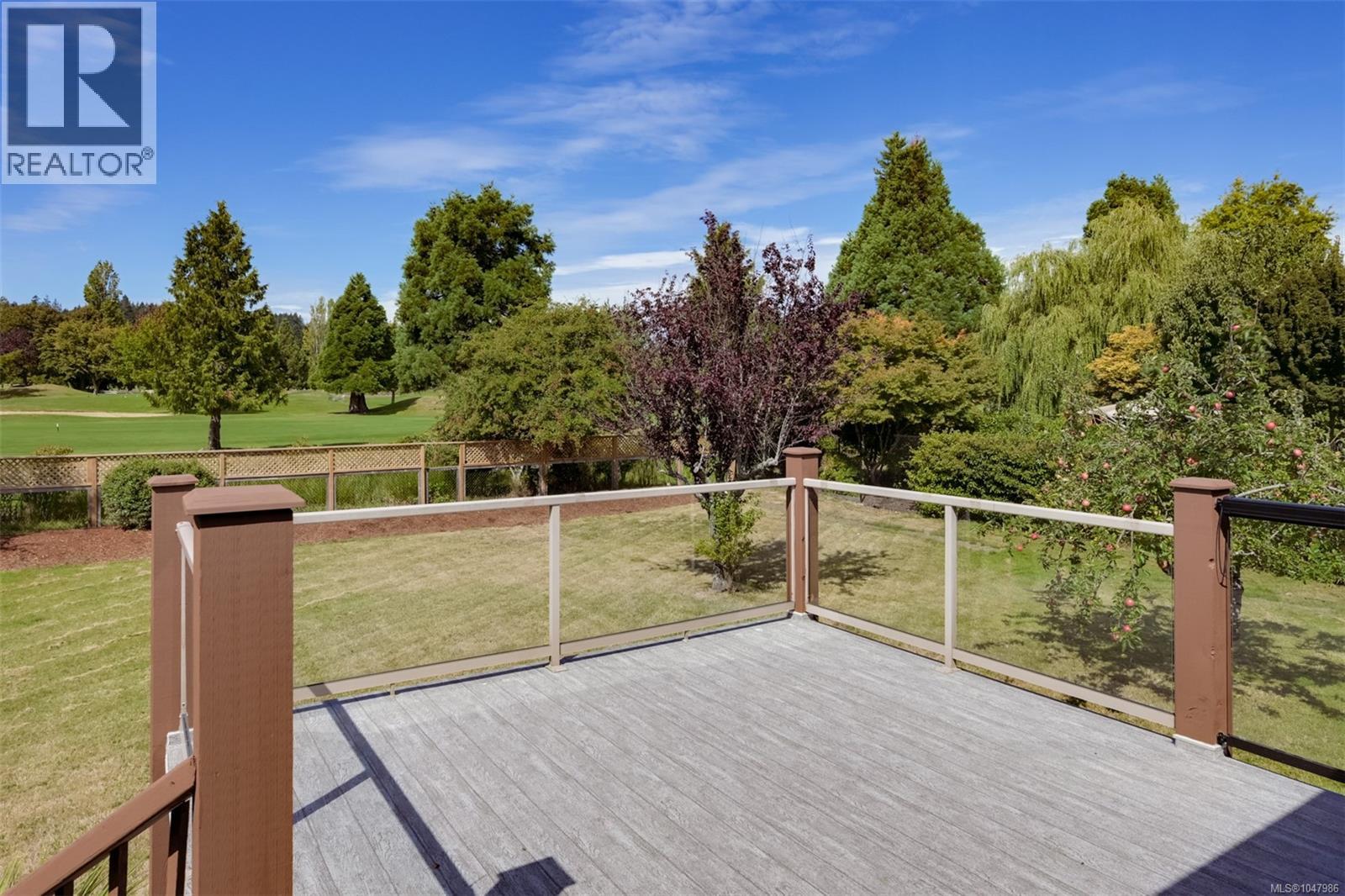 5348 Parker Ave, Saanich