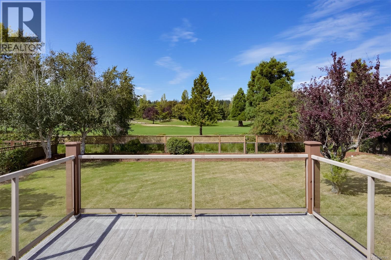5348 Parker Ave, Saanich