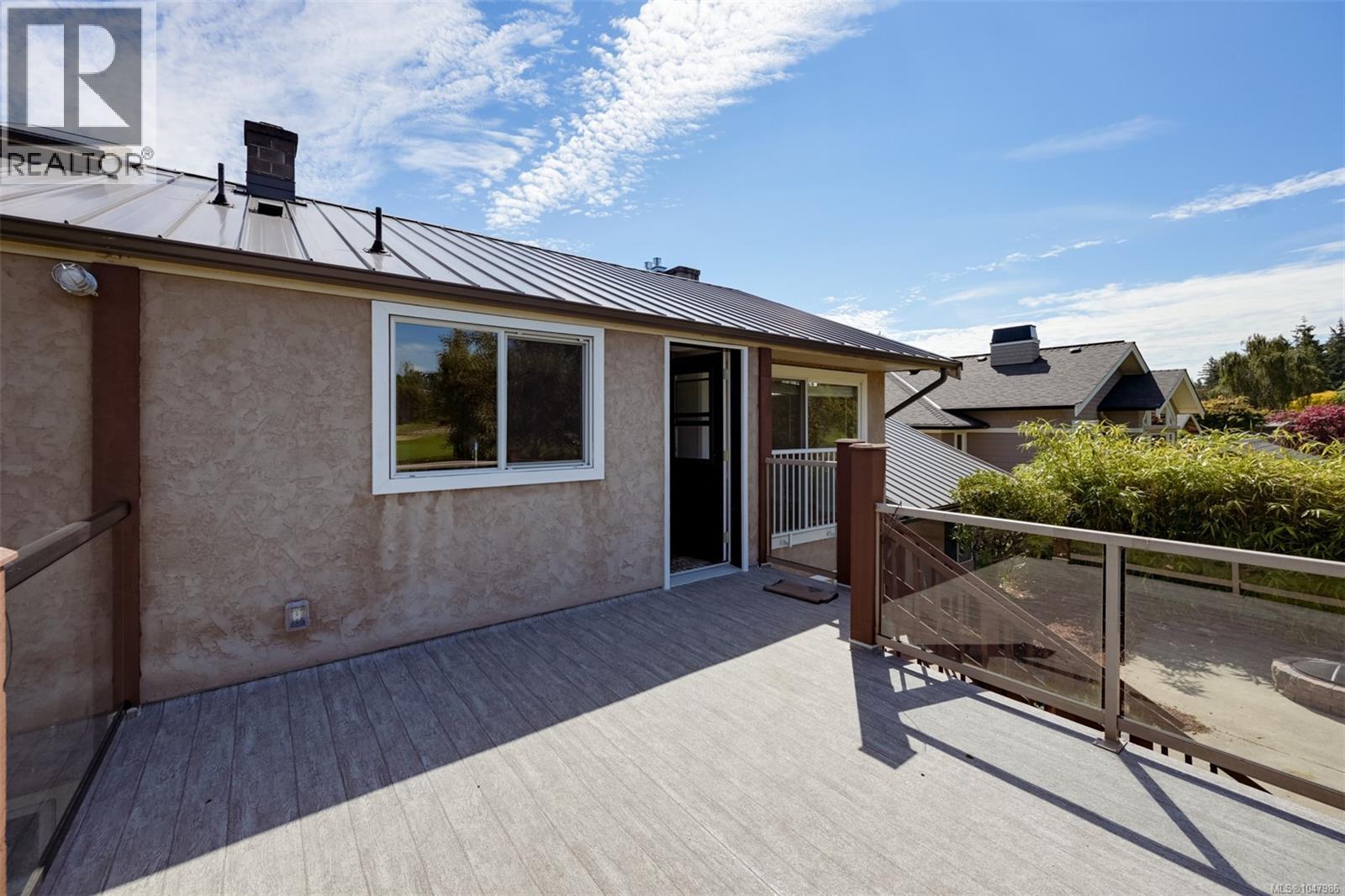 5348 Parker Ave, Saanich