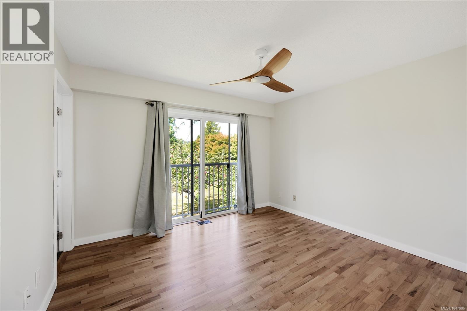 5348 Parker Ave, Saanich