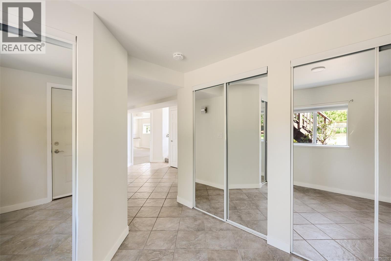 5348 Parker Ave, Saanich
