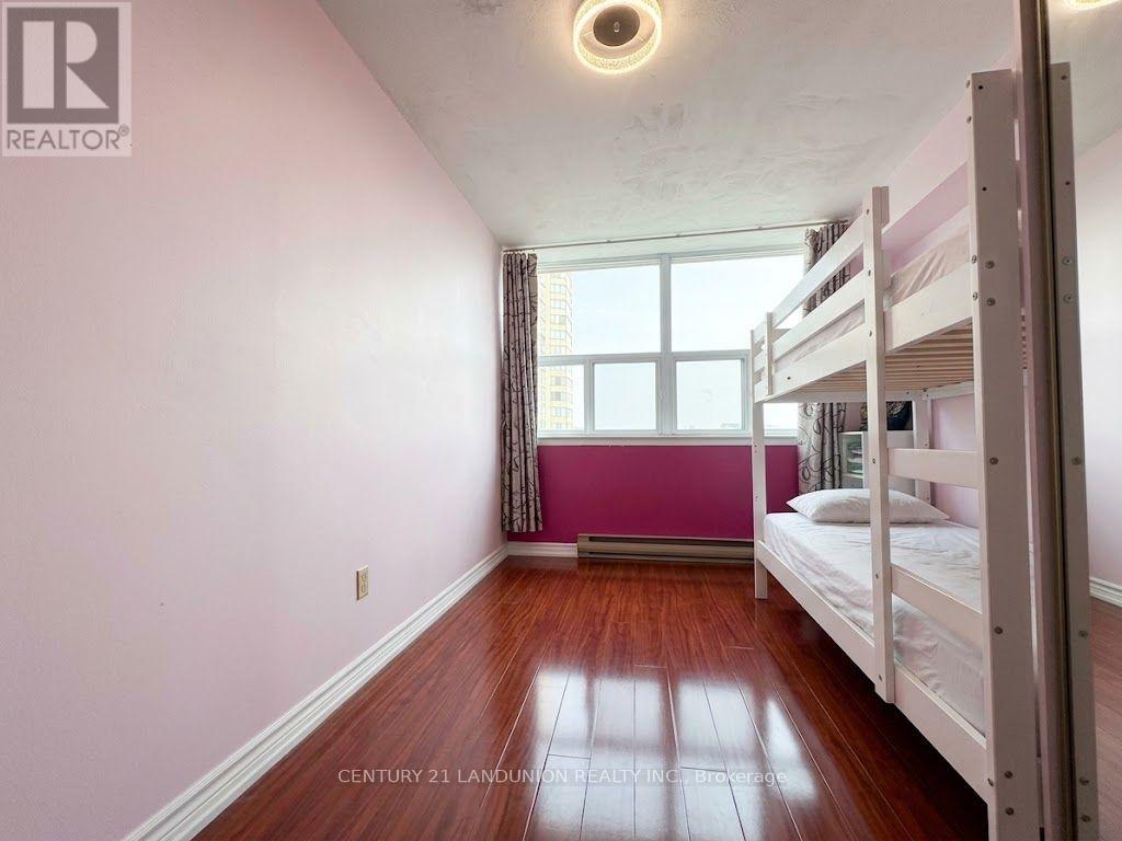 #1005 2500 BRIDLETOWNE CIRCLE - Image 15