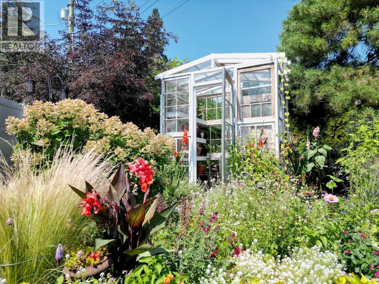  2231 Bridgeview Road, West Kelowna