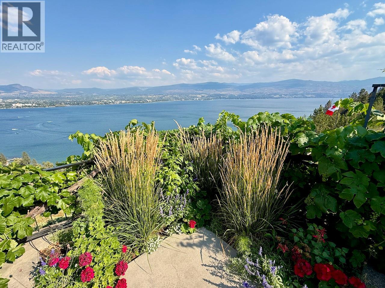  2231 Bridgeview Road, West Kelowna