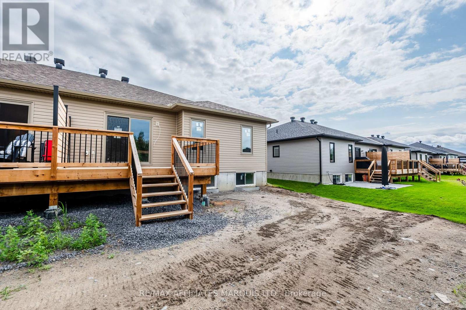 90 FORRESTER WAY - 5