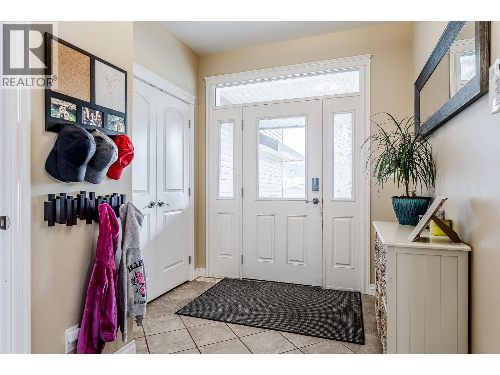 2240 Jackson Avenue, Merritt