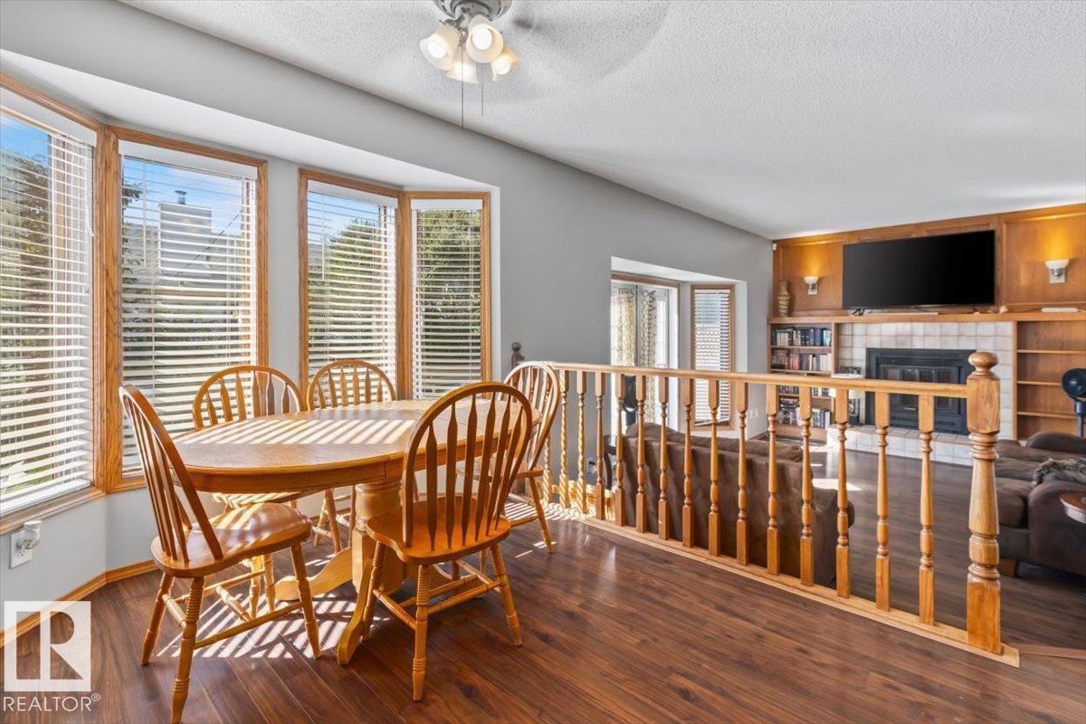8015 158 AV NW - 13