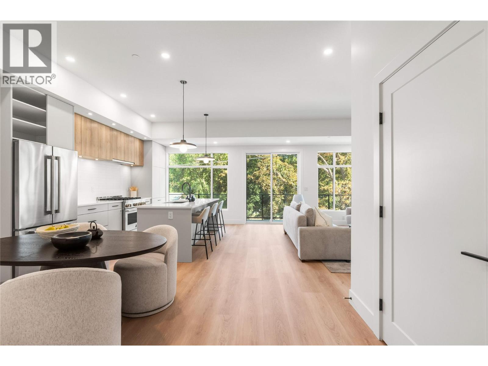 7920 Kidston Road Unit# 9, Coldstream