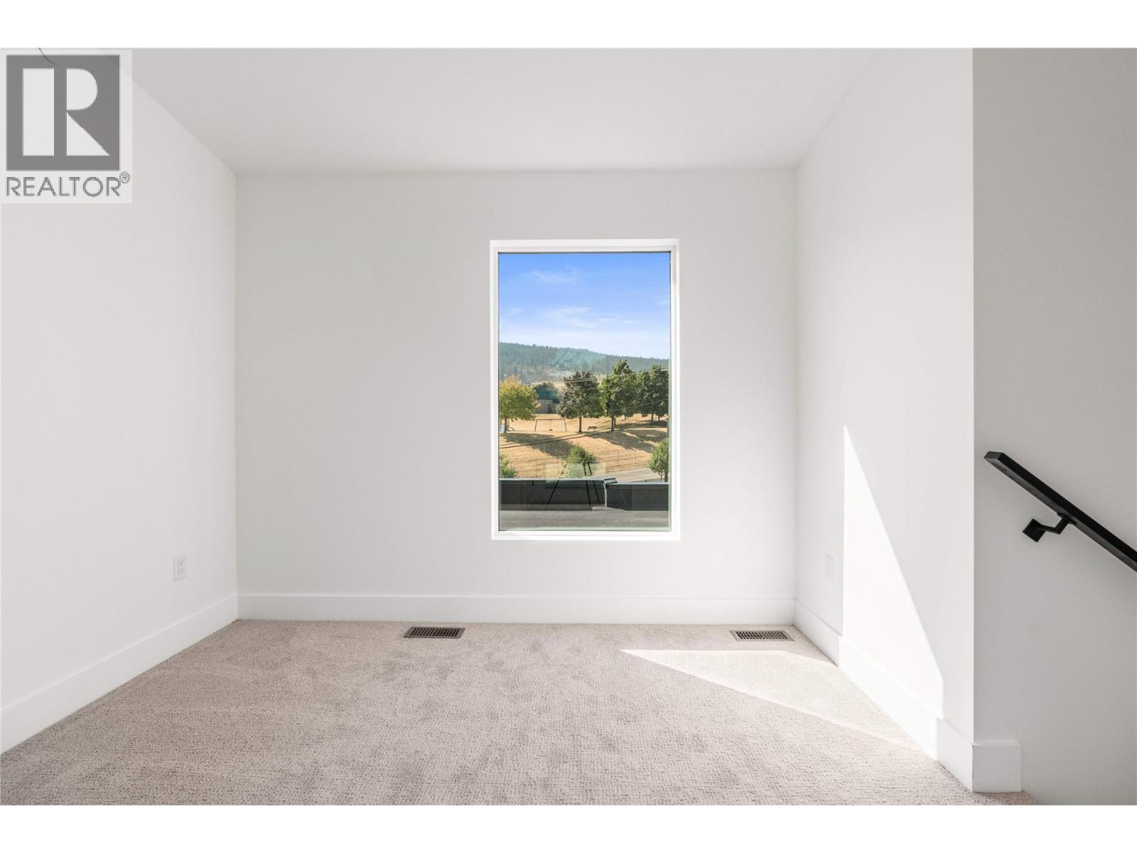 7920 Kidston Road Unit# 9, Coldstream