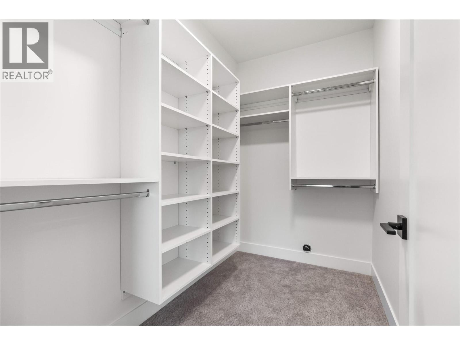 7920 Kidston Road Unit# 9, Coldstream