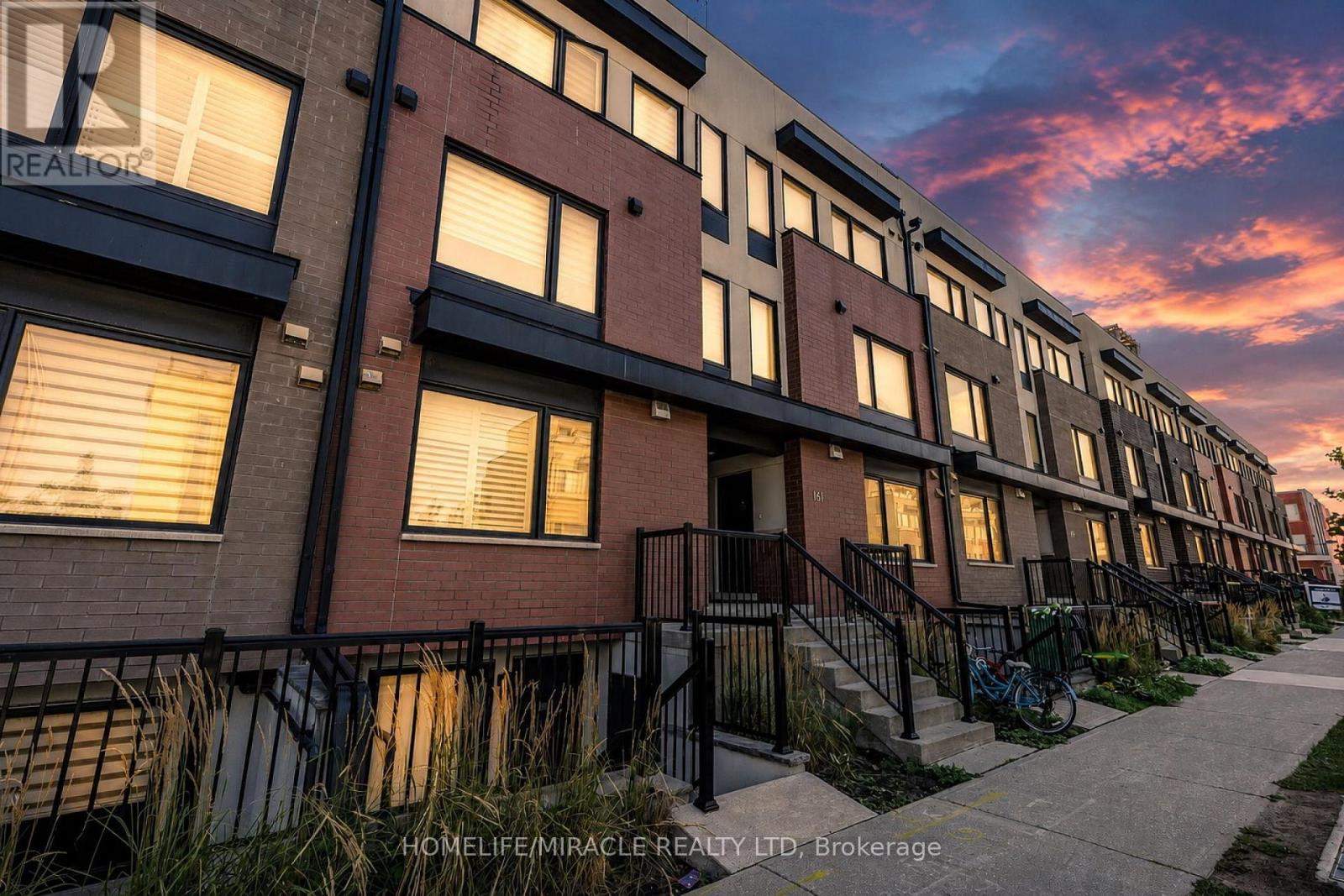 #8 161 WILLIAM DUNCAN ROAD - Image 3