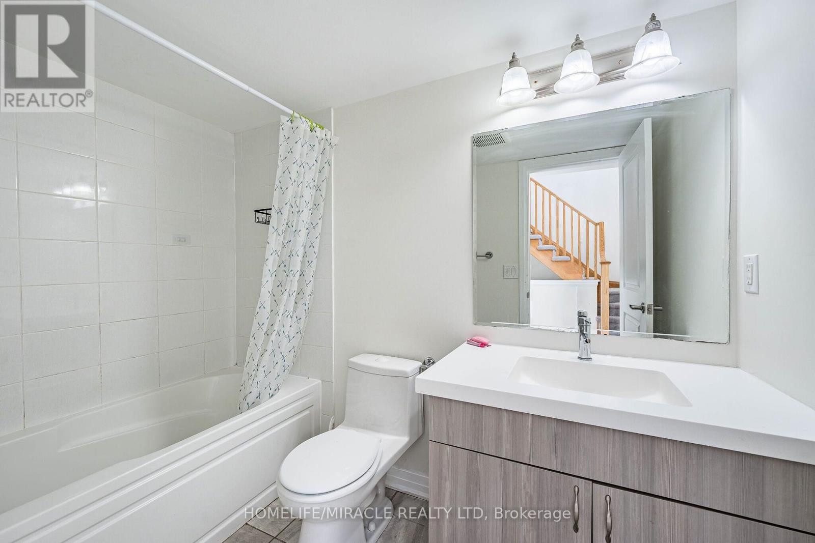 #8 161 WILLIAM DUNCAN ROAD - Image 36