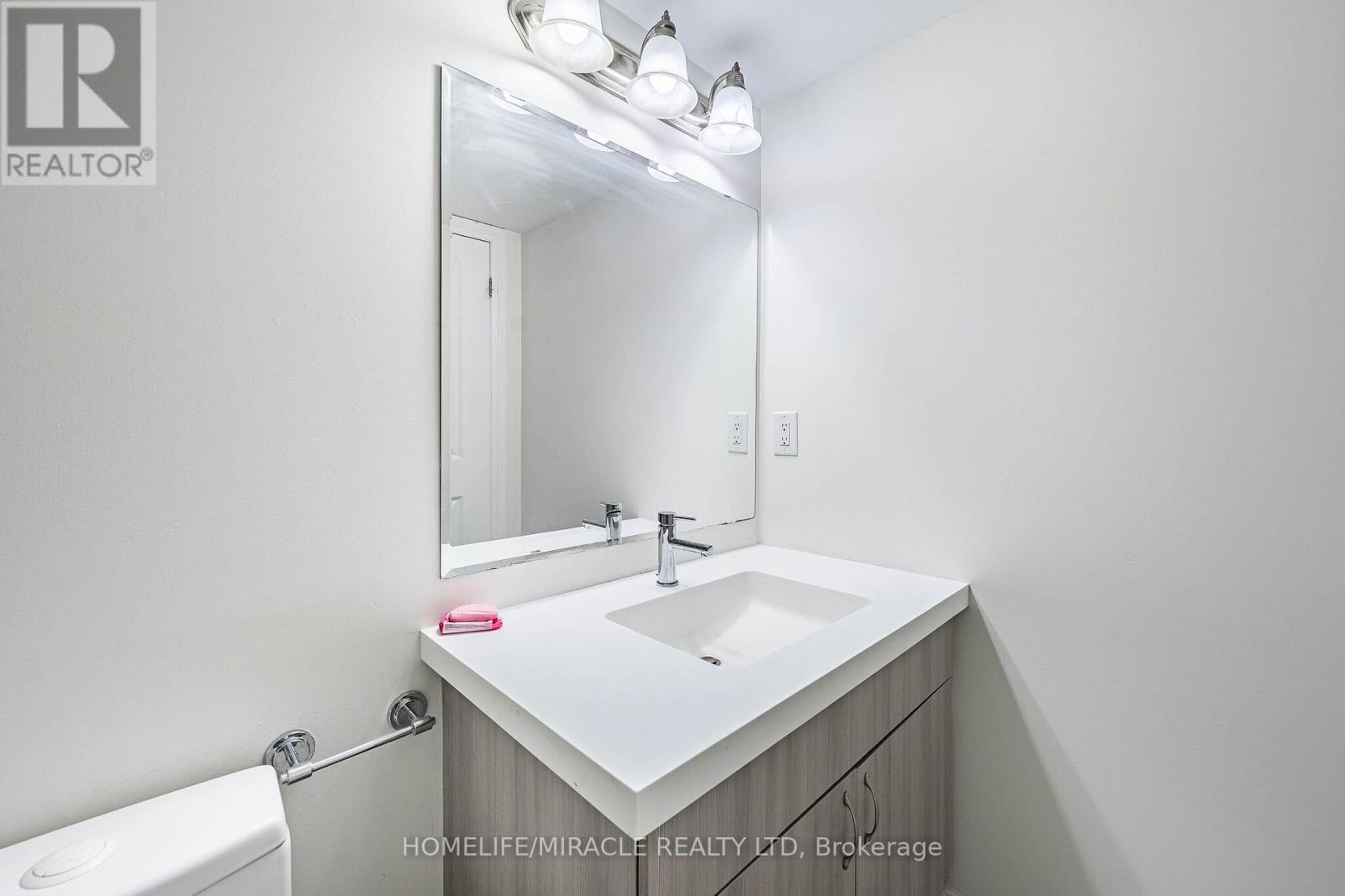 #8 161 WILLIAM DUNCAN ROAD - Image 38