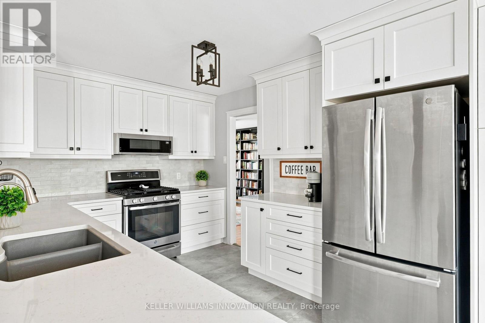 3999 AZALEA CRESCENT - 5