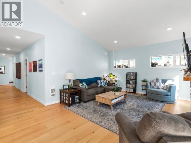 38 OMEGA STREET - Image 8