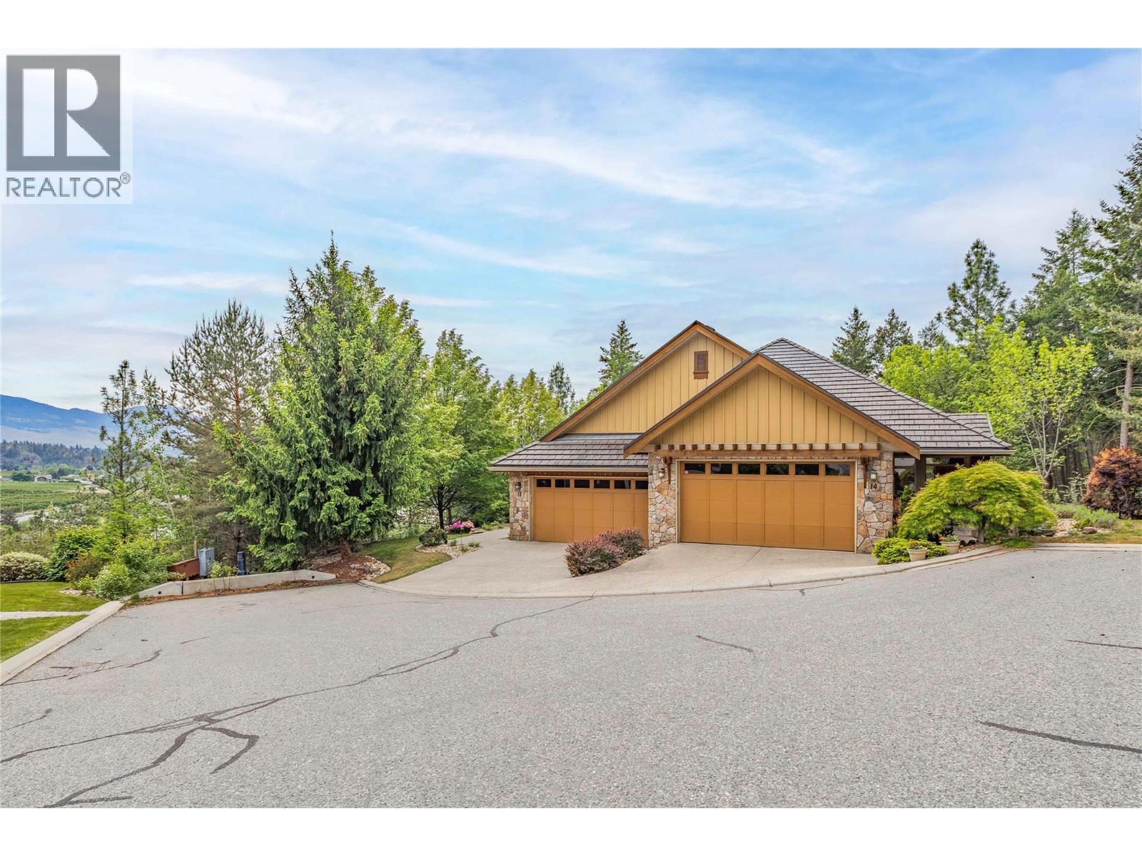#13 669 Long Ridge Drive - 1