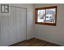 A - 22 Melville Street, Clearview, ON L0M1P0 Photo 8