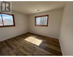 A - 22 Melville Street, Clearview, ON L0M1P0 Photo 10