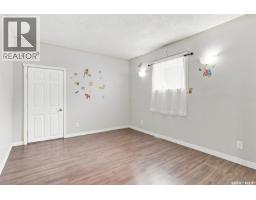 1539 B Avenue N, Saskatoon, SK S7L1G9 Photo 12