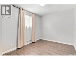 1539 B Avenue N, Saskatoon, SK S7L1G9 Photo 15