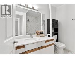 1539 B Avenue N, Saskatoon, SK S7L1G9 Photo 17