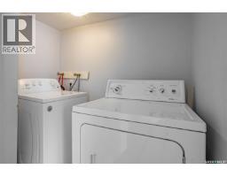 1539 B Avenue N, Saskatoon, SK S7L1G9 Photo 30