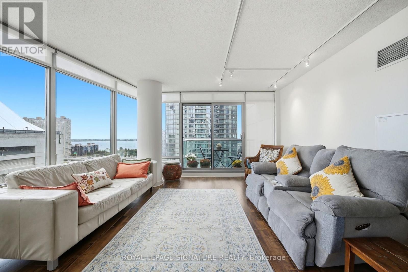 #1703 81 NAVY WHARF COURT - 3