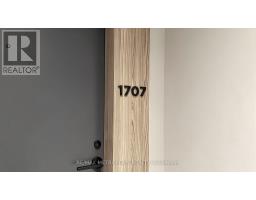1707 - 1606 Charles Street, Whitby, ON L1N0P1 Photo 11