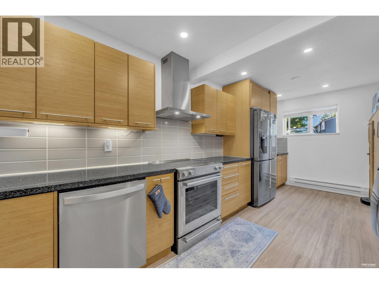 2624 TRETHEWAY DRIVE, Burnaby