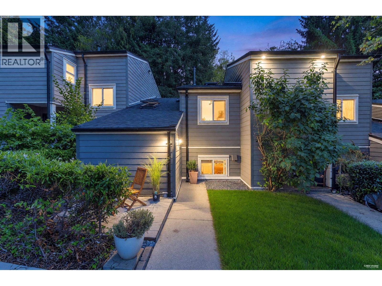 2624 TRETHEWAY DRIVE, Burnaby