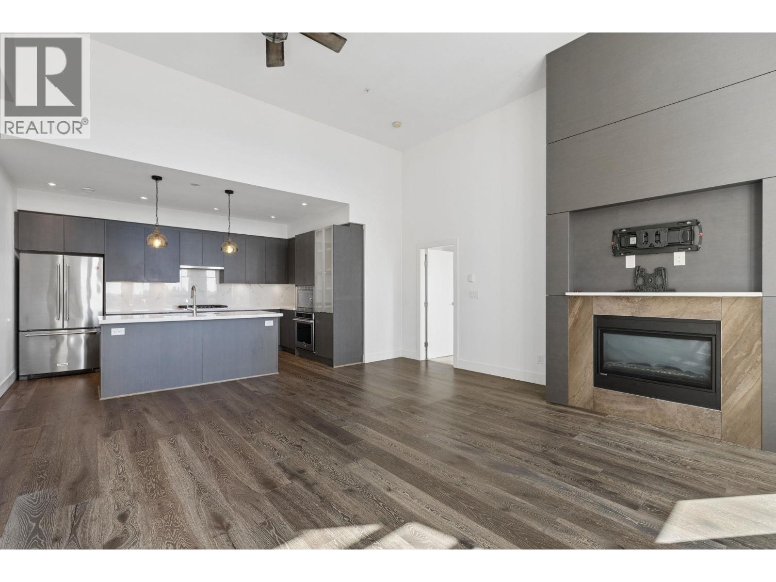 507 3602 ALDERCREST DRIVE, North Vancouver