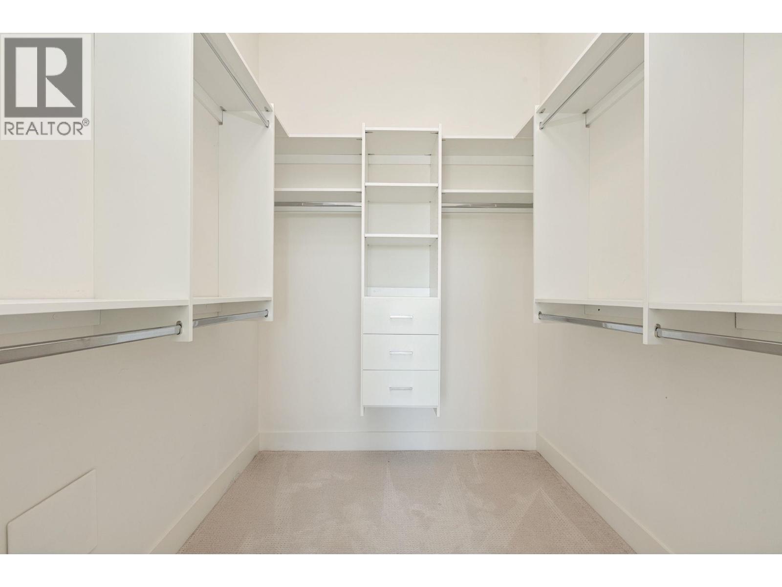 507 3602 ALDERCREST DRIVE, North Vancouver