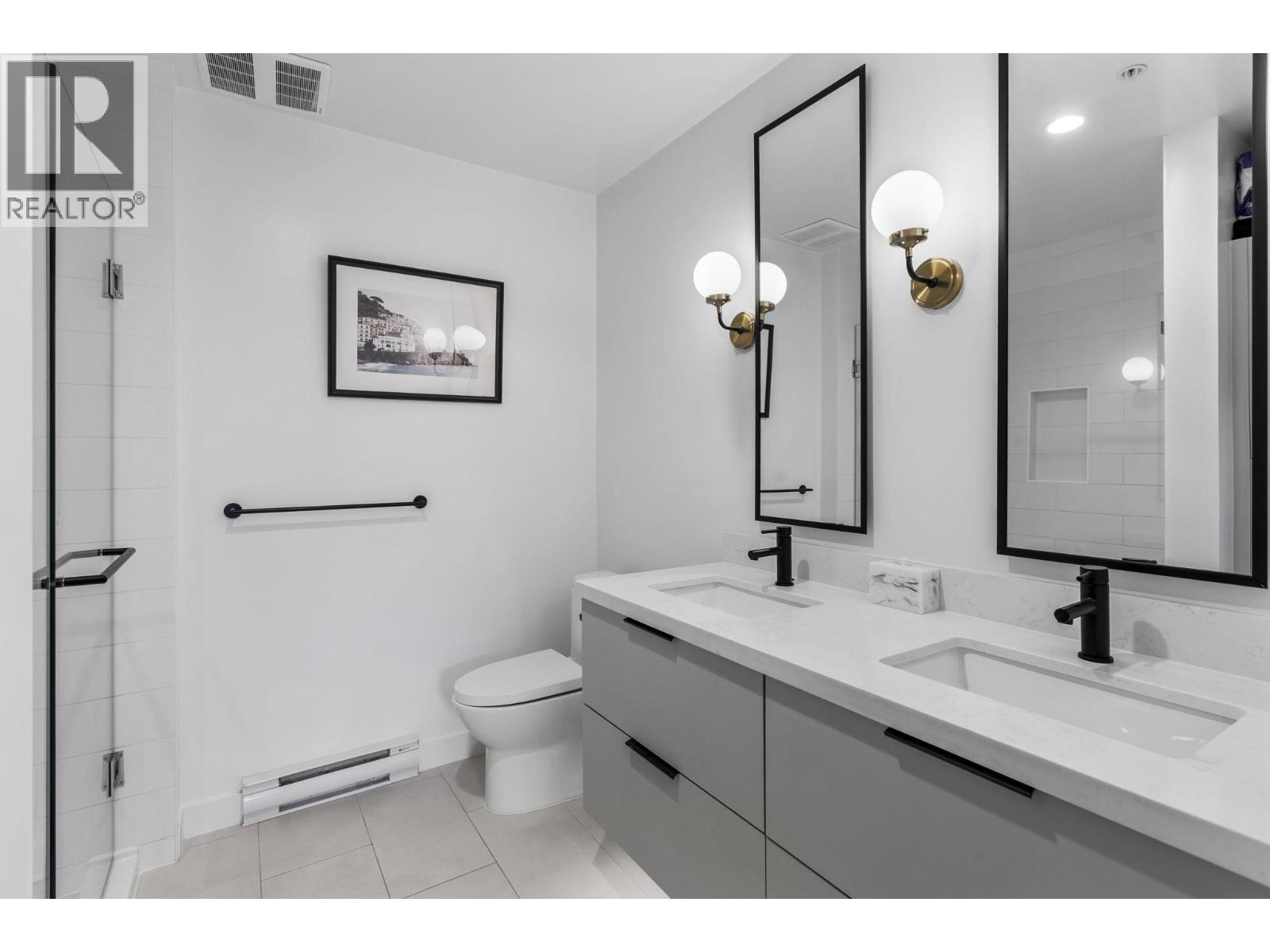 301 3018 ST GEORGE STREET, Port Moody