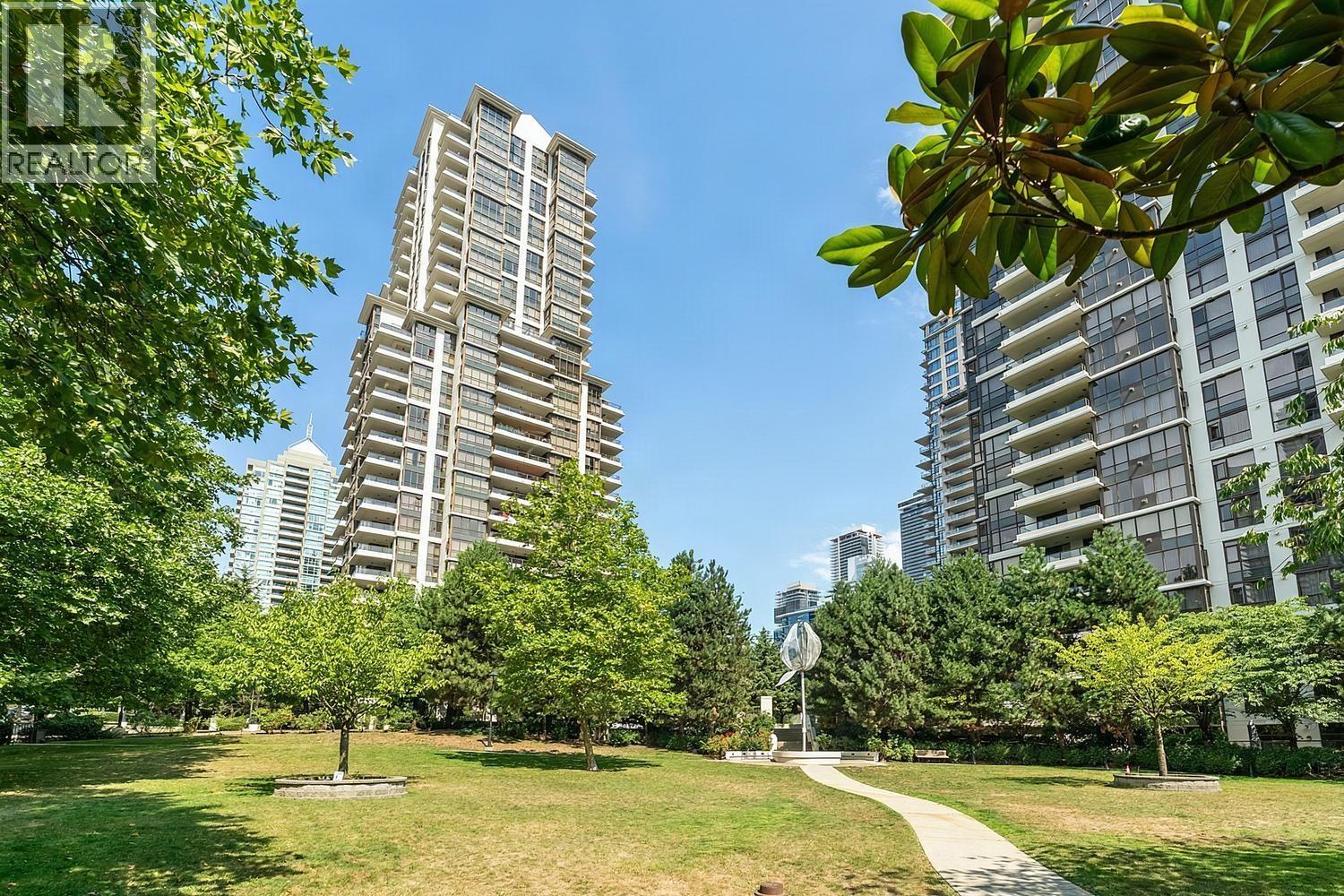 TH5 2088 MADISON AVENUE, Burnaby